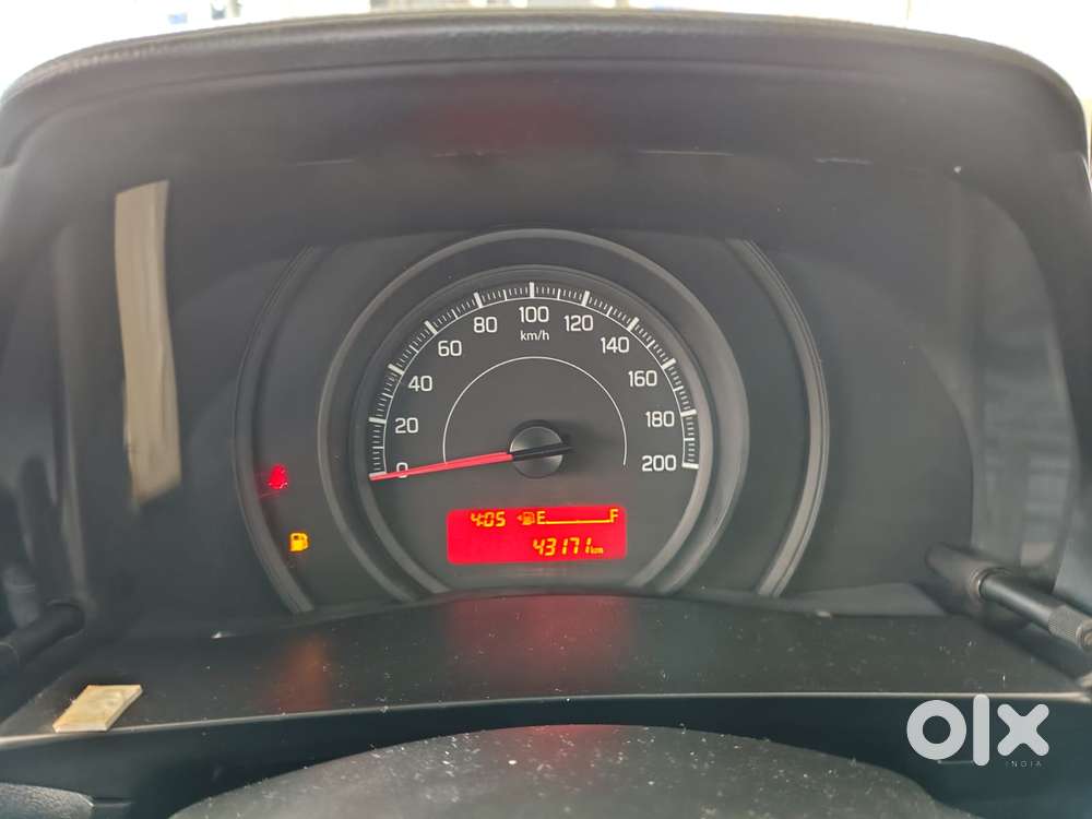 Maruti Suzuki Swift Lxi, 2018, Petrol