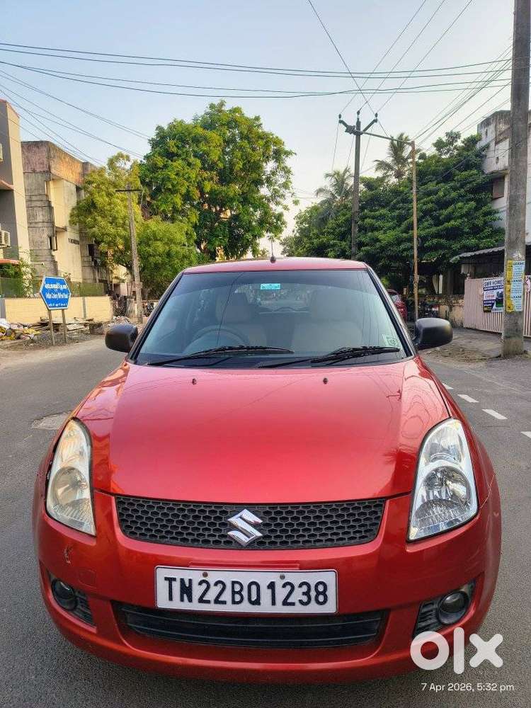 Maruti Suzuki Swift Vxi + Manual, 2010, Petrol