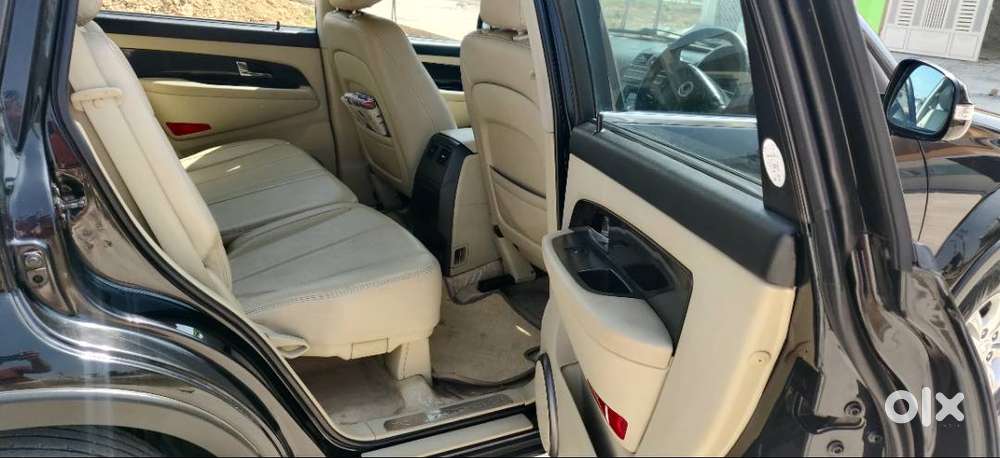 Rexton Rx6 With Sunroof