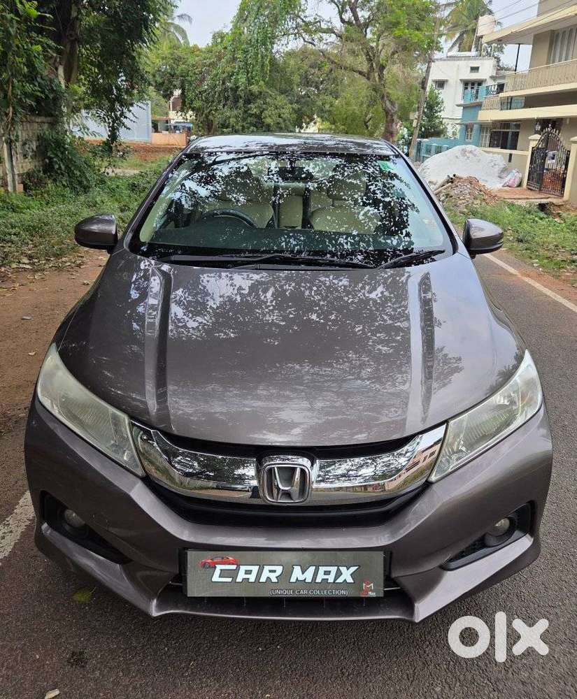 Honda City I-vtec V, 2016, Petrol