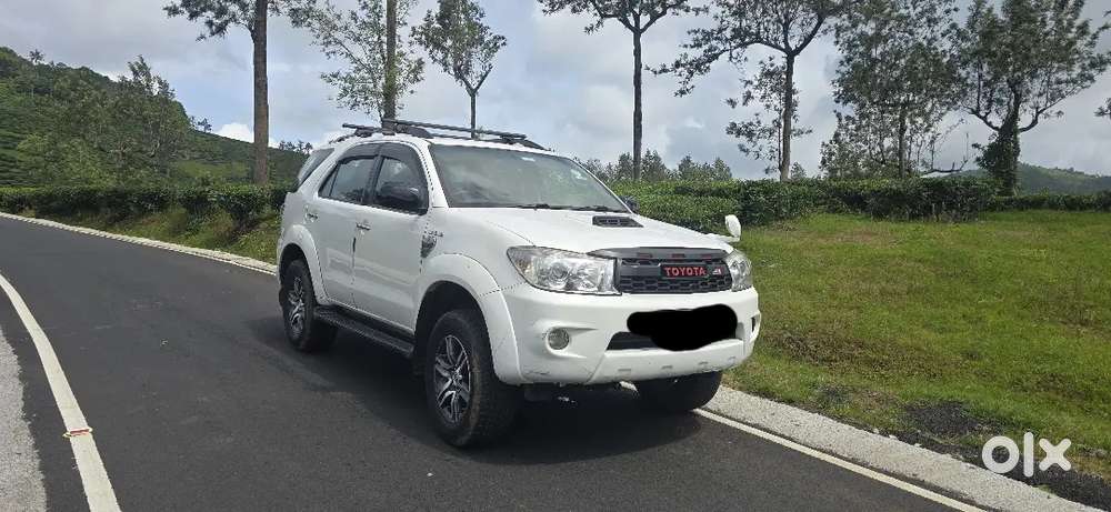 Toyota Fortuner 2010 4x4 Diesel Manual