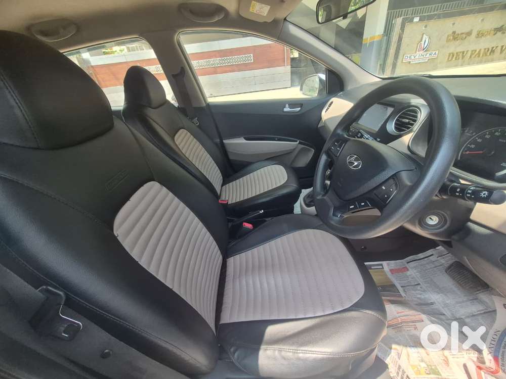 Hyundai Grand I10 At Sportz, 2017, Petrol
