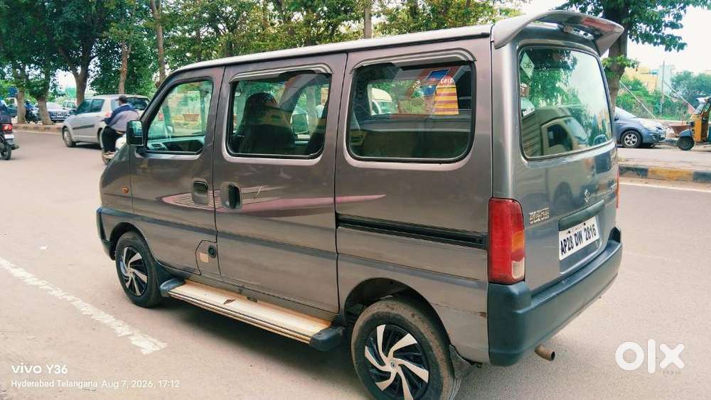 Maruti Suzuki Eeco Smiles 7 Seater Standard, 2013, Cng & Hybrids