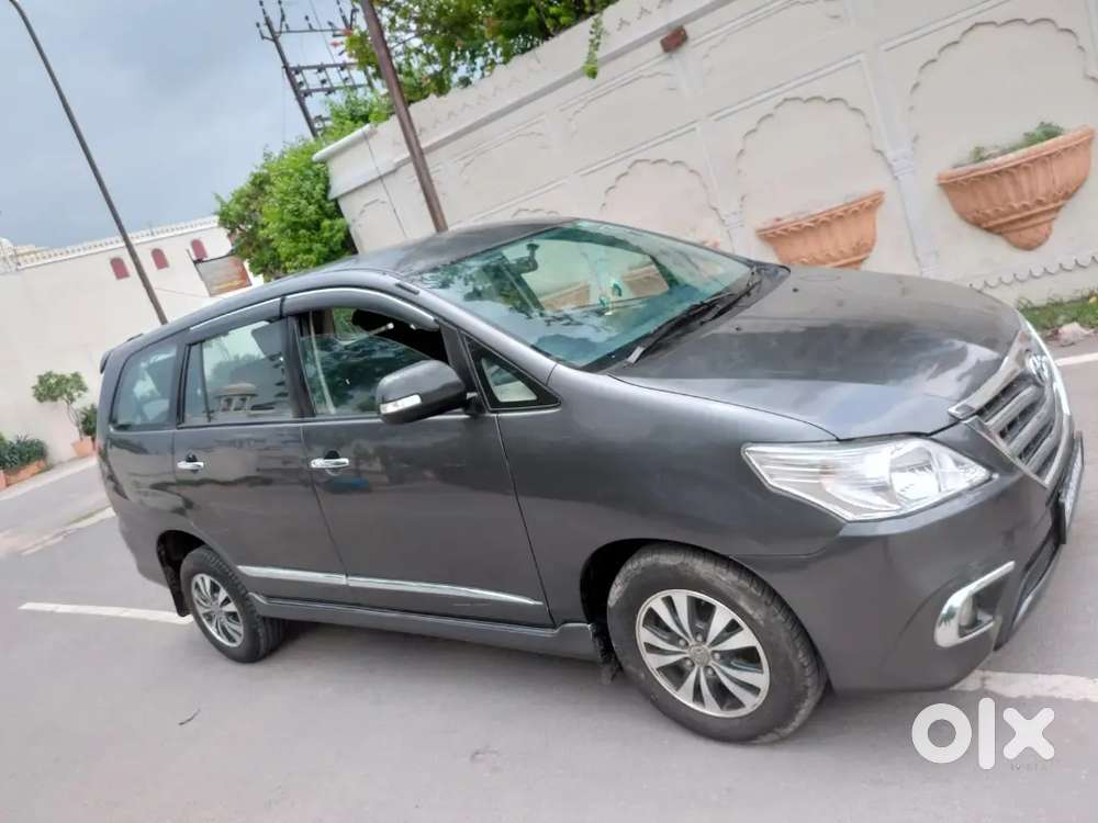 Toyota Innova Diesel 2015