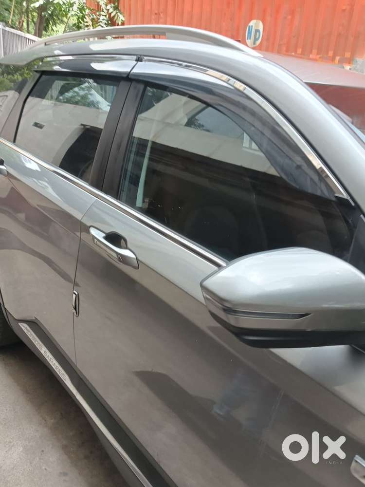 Mg Hector Plus 2020 Km Driven