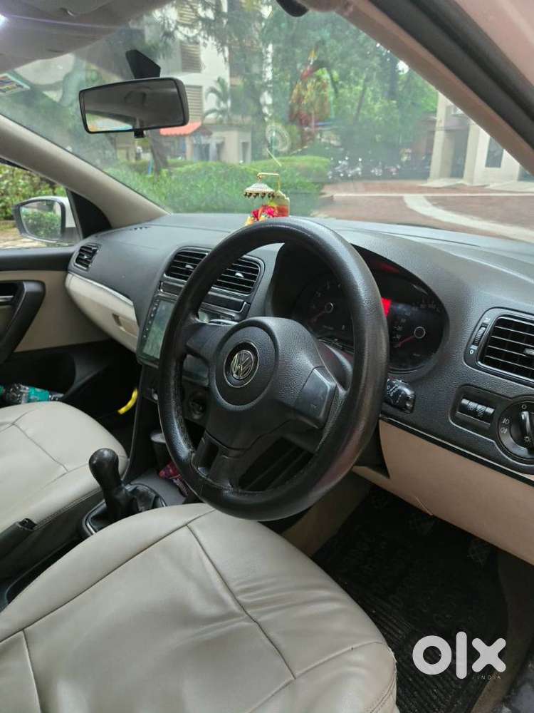 Volkswagen Polo Petrol Highline 1.2l, 2012, Petrol
