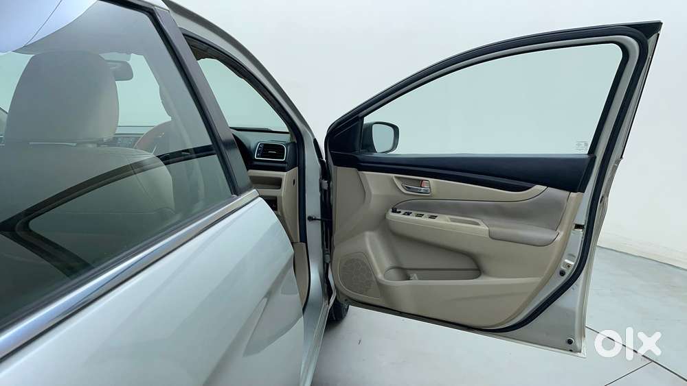 Maruti Suzuki Ciaz Zxi, 2015, Petrol