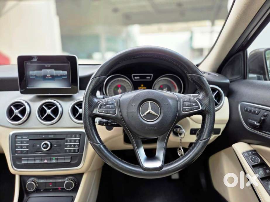 Mercedes-benz Gla Class [2014-2017] 2.0 200 Cgi Sport, 2017, Petrol