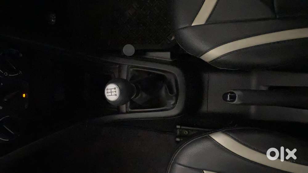 Maruti Suzuki Swift 1.2 Lxi (o), 2017, Petrol