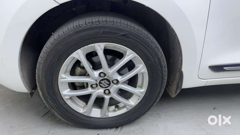 Maruti Suzuki Swift 1.3 Zxi, 2021, Petrol