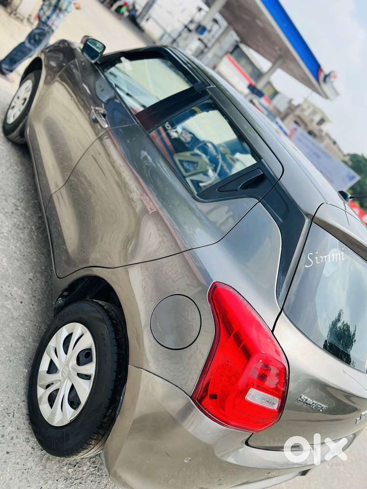 Maruti Suzuki Swift Vxi Optional, 2022, Petrol