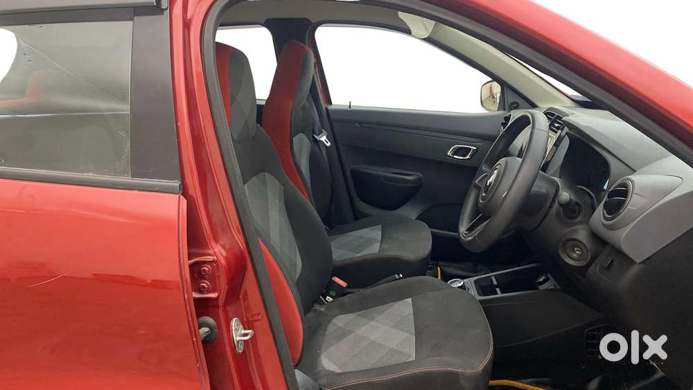Renault Kwid 2019-ongoing 1.0 Rxt Amt (o), 2020, Petrol