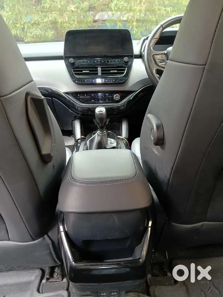 Tata Safari 2023 Diesel 40000 Km Driven