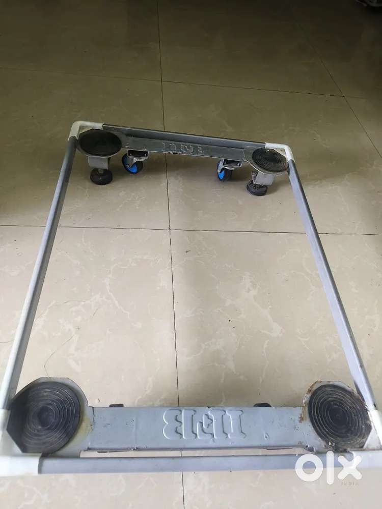 Washing machine stand