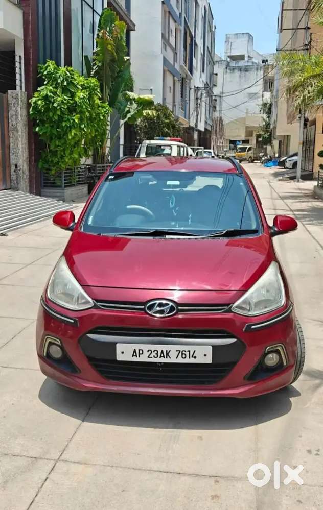 Hyundai I10 Sportz 2013 Petrol
