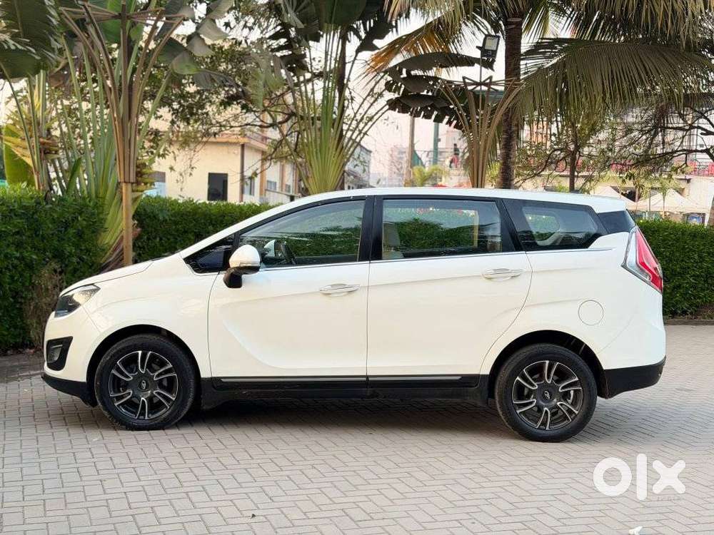 Mahindra Marazzo M8 8str, 2018, Diesel