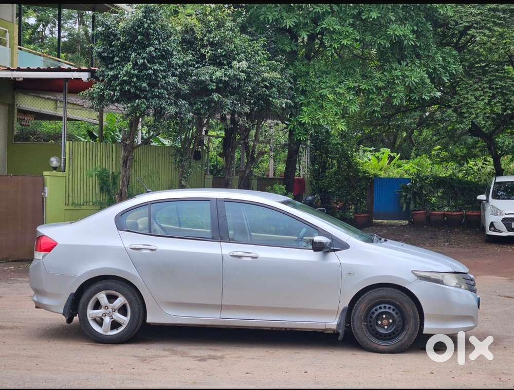 Honda City Petrol+cng 2010 Year