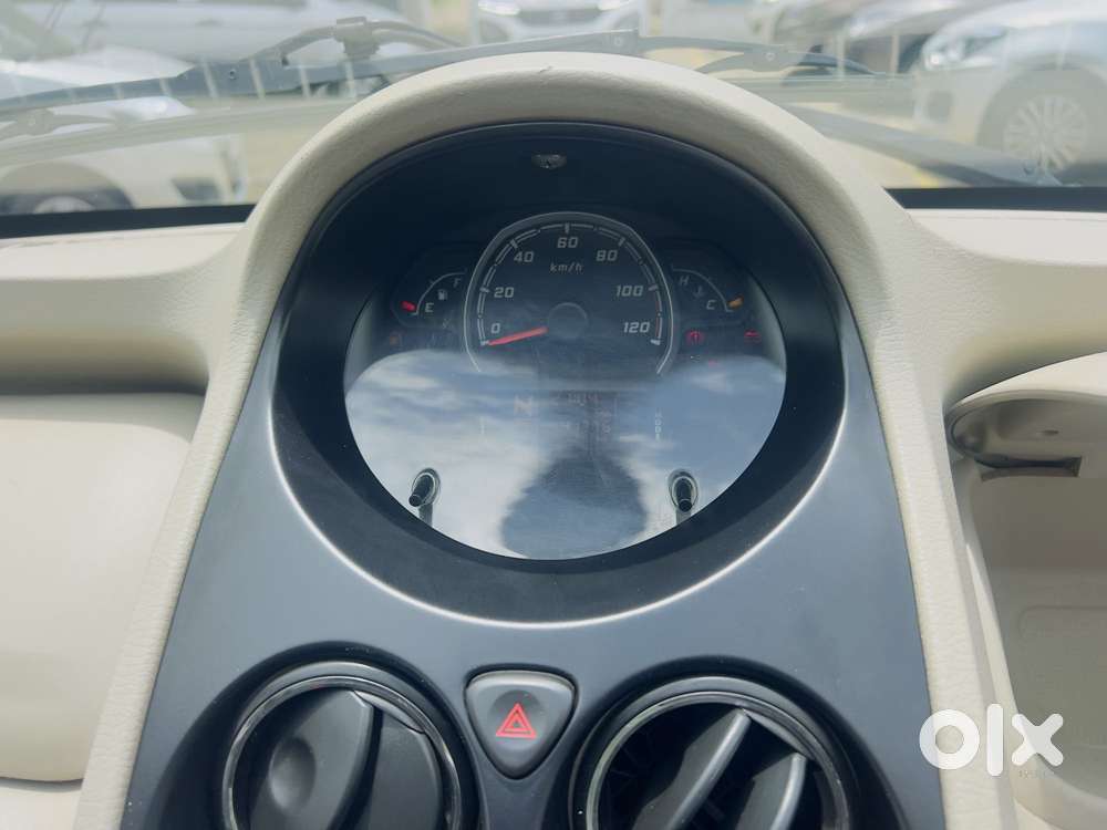 Tata Nano Xta, 2016, Petrol