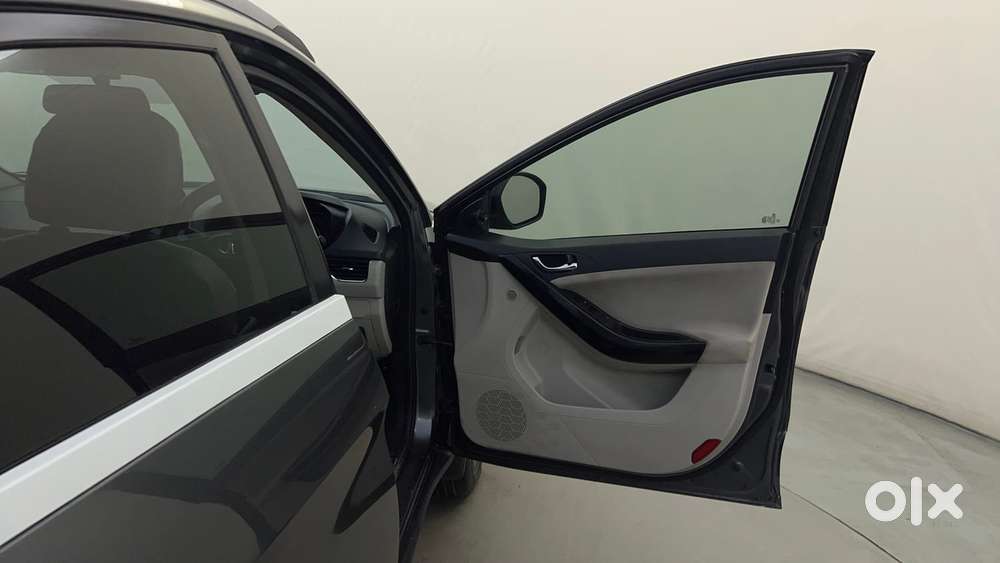 Tata Nexon 1.2 Revotron Xz Plus, 2023, Petrol