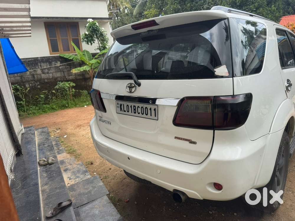 2011 Toyota Fortuner Diesel
