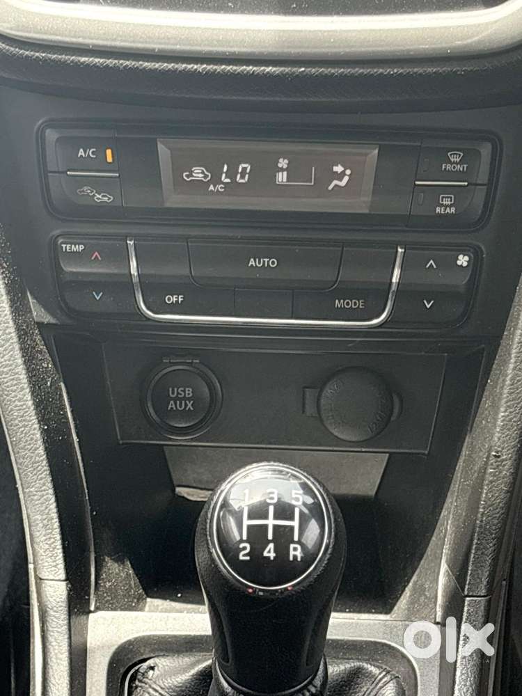 Maruti Suzuki Brezza 1.5 Vxi Smart Hybrid, 2021, Petrol