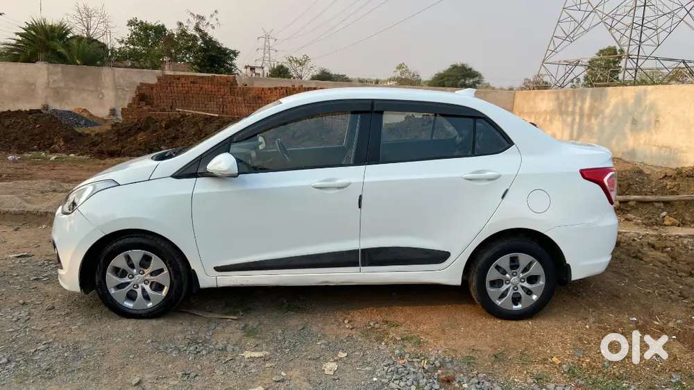 Hyundai Xcent 2015 Petrol Well Maintained