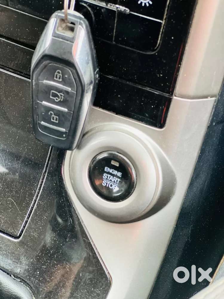 Mahindra Xuv500 W7, 2019, Diesel