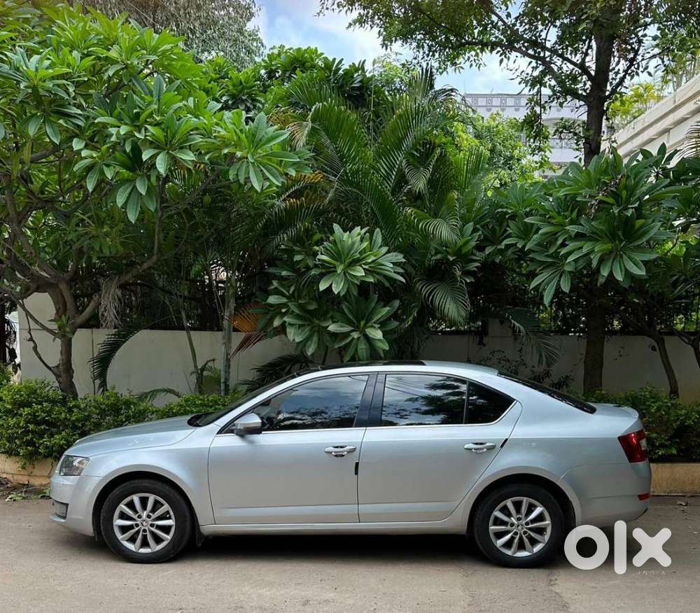 Skoda Octavia Elegance 1.8 Tsi At, 2015, Petrol