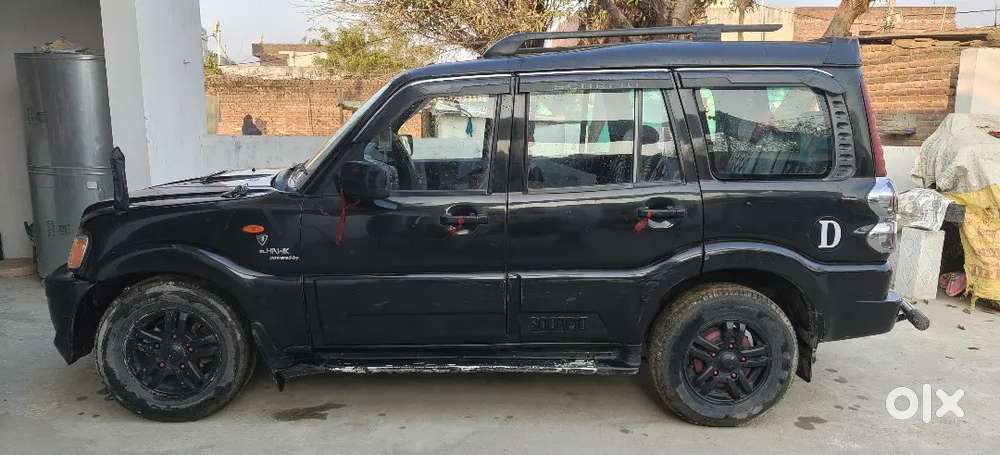 Mahindra Scorpio Classic 2011