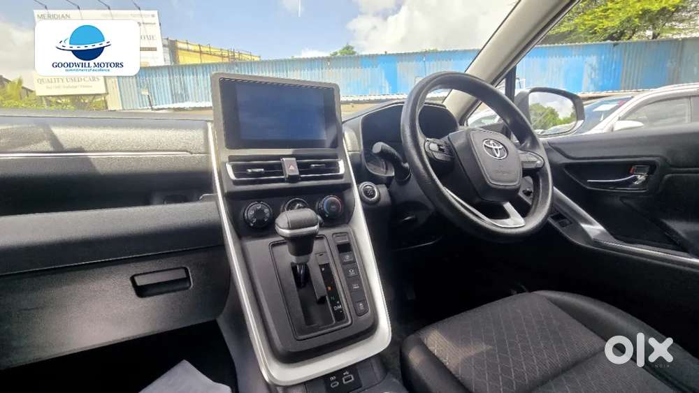 Toyota Innova Hycross 2.0 Gx 7 Str, 2023, Petrol