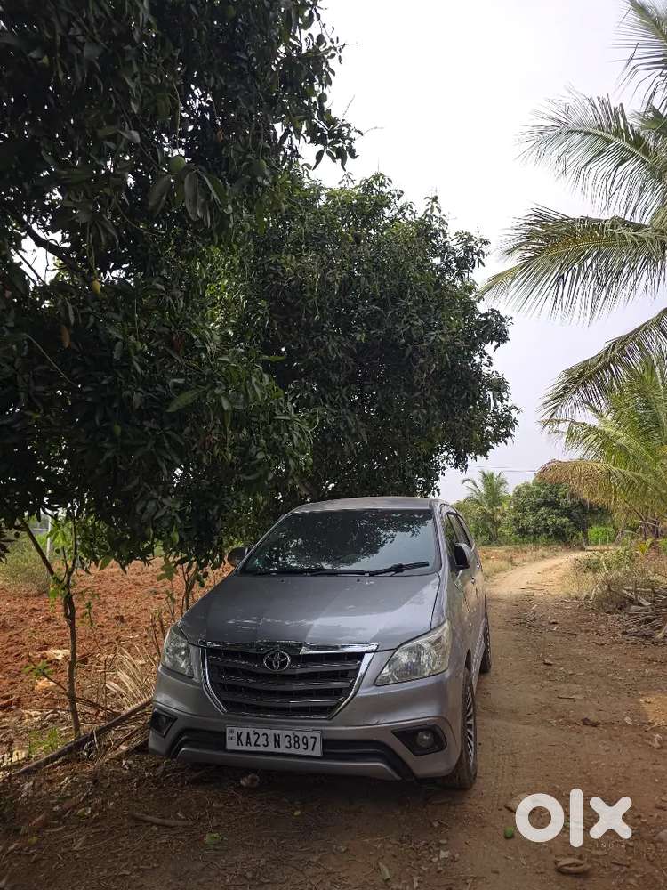 Toyota Innova Top End Vehicle Bargainer Stay Away