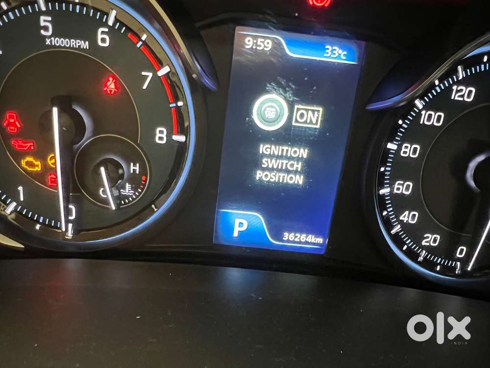 Toyota Rumion Petrol V At 2023