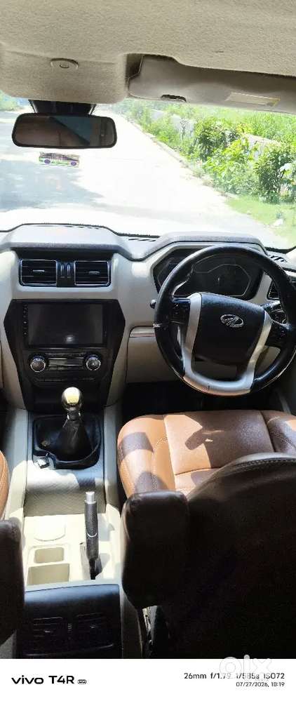Mahindra Scorpio S10 2.2 7 Str