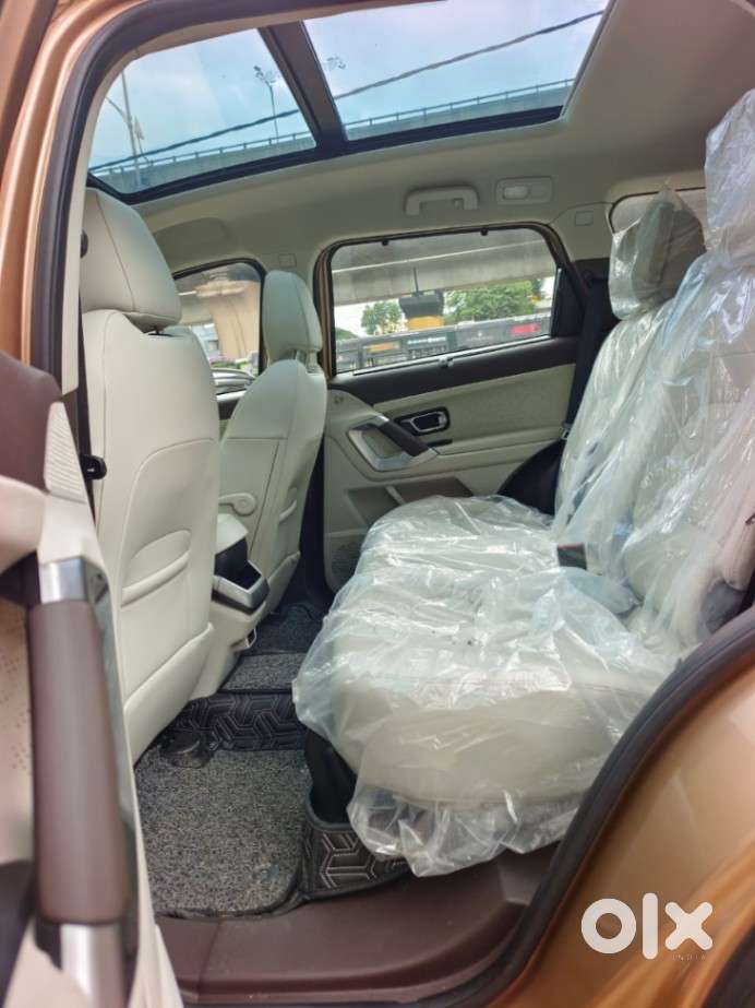 Tata Safari Accomplished Dual Tone At, 2024, Diesel