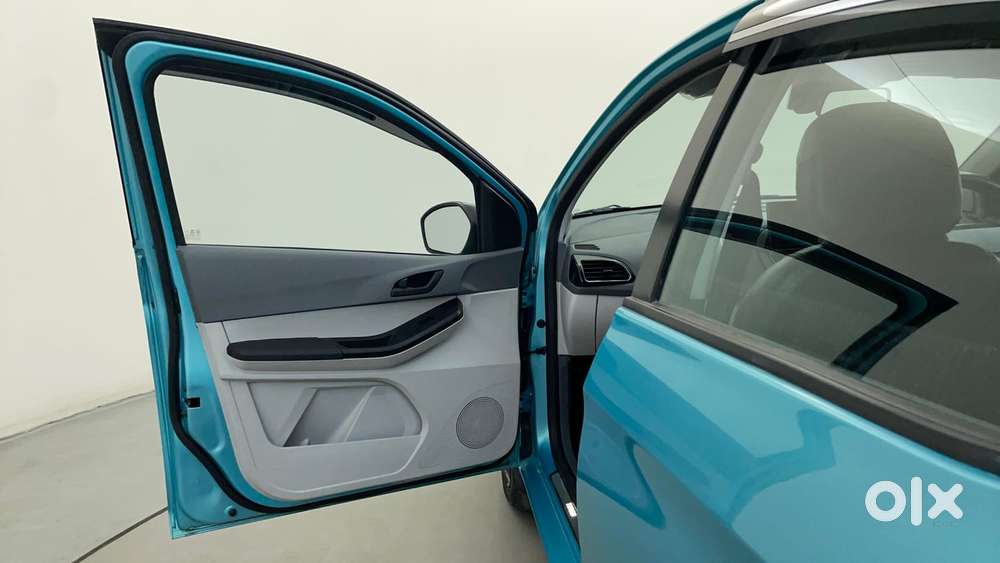 Tata Tiago Xza, 2025, Petrol