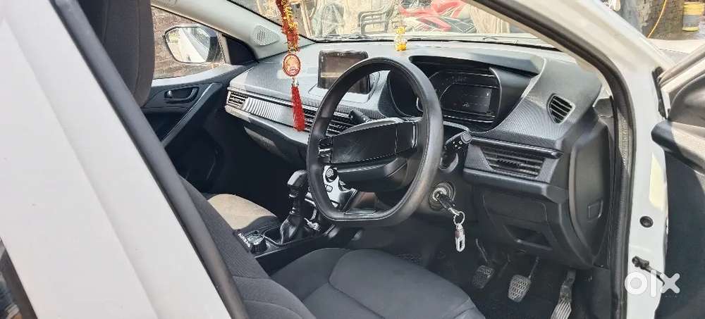 Tata Nexon 2024 Petrol Manual