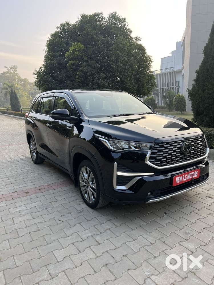 Toyota Innova Hycross 2.0 Zx (o) Hybrid 7 Str, 2023, Electric