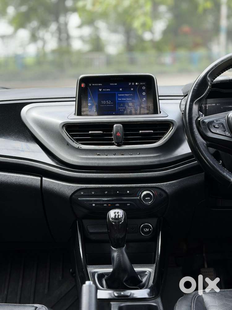 Tata Altroz 1.2 Xz Plus Dark Edition, 2021, Petrol