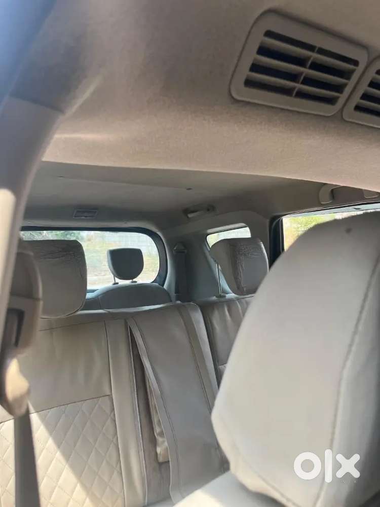 Maruti Suzuki Ertiga 2012 Zxi Top Model