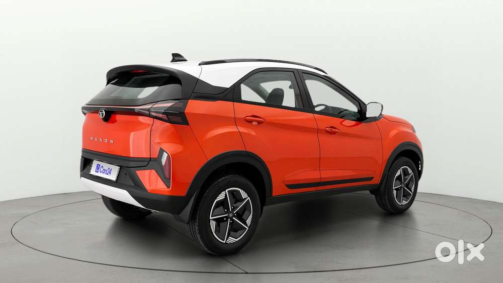 Tata Nexon Creative 1.2 Revotron Petrol 6 Amt Dt, 2024, Petrol