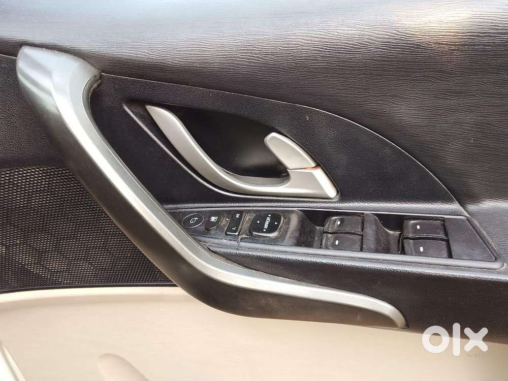 Mahindra Xuv500 2016 Diesel Well Maintained