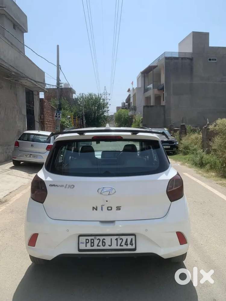 I10 Nios Cng + Petrol Company Fitted 2022 Model 1 Owner Full Insurance