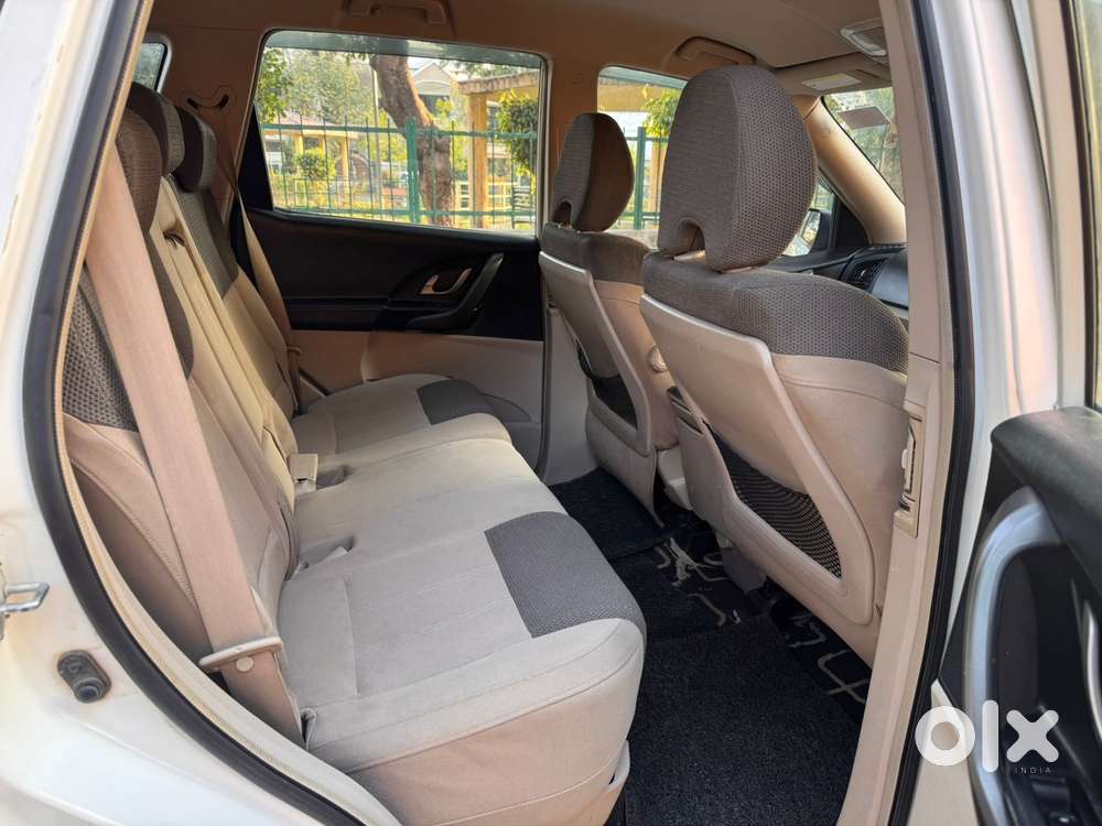 Mahindra Xuv500 2011-2015 W6 2wd, 2015, Diesel