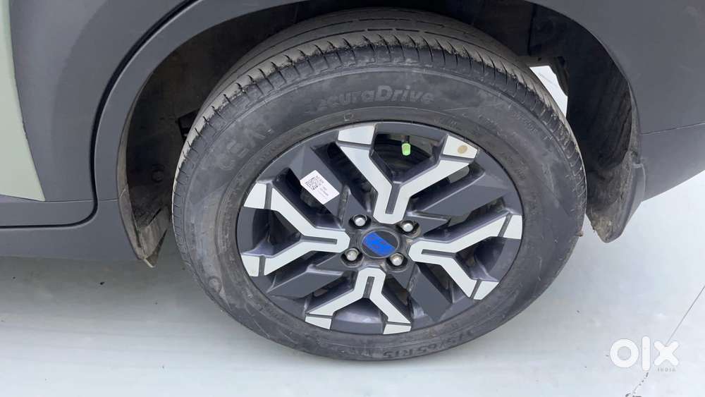 Hyundai Exter Sx (o) Connect 1.2 Mt Dual Tone, 2023, Petrol