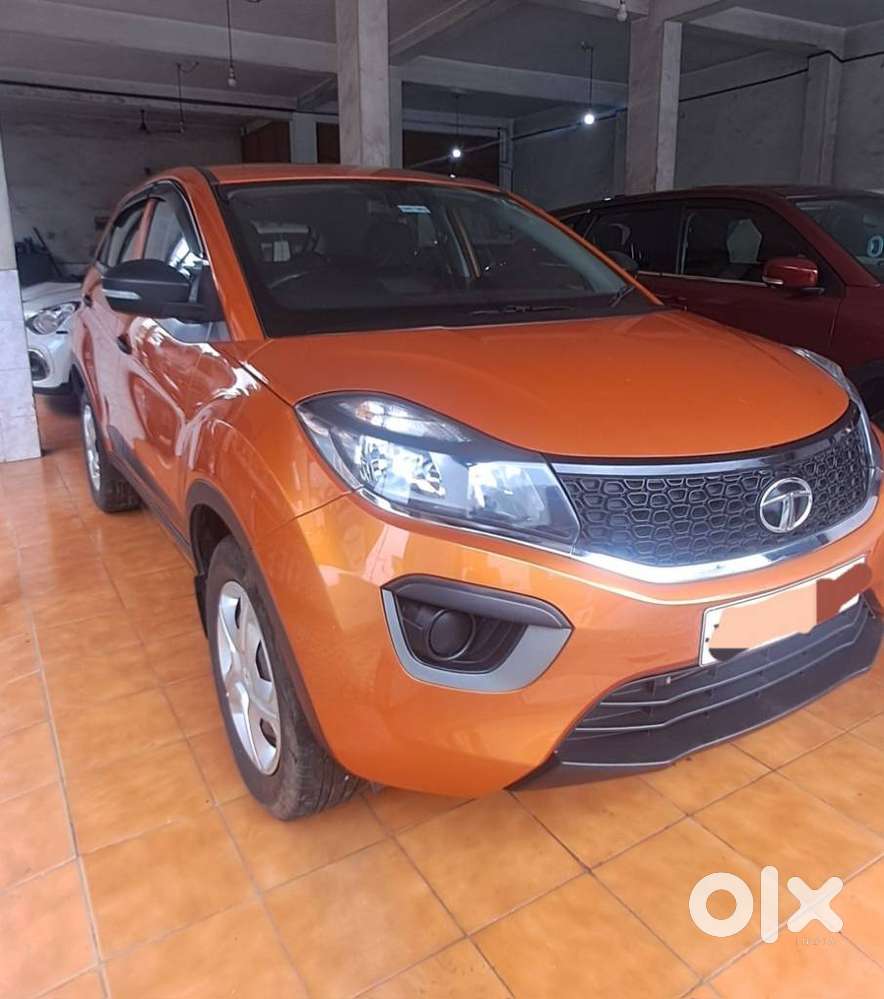 Tata Nexon 1.2 Revotron Xma Amt, 2018, Petrol