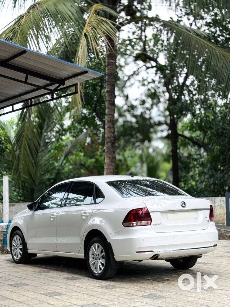 Volkswagen Vento 1.2 Tsi Highline At, 2017, Petrol
