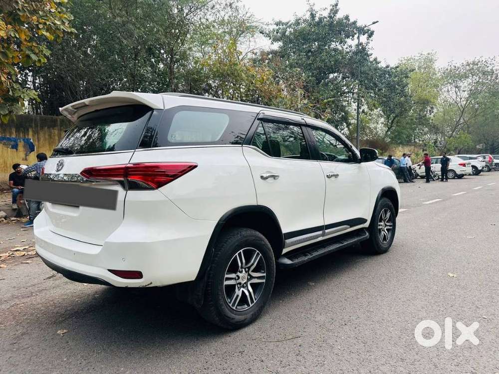 Toyota Fortuner 3.0 4x2 Automatic, 2020, Petrol