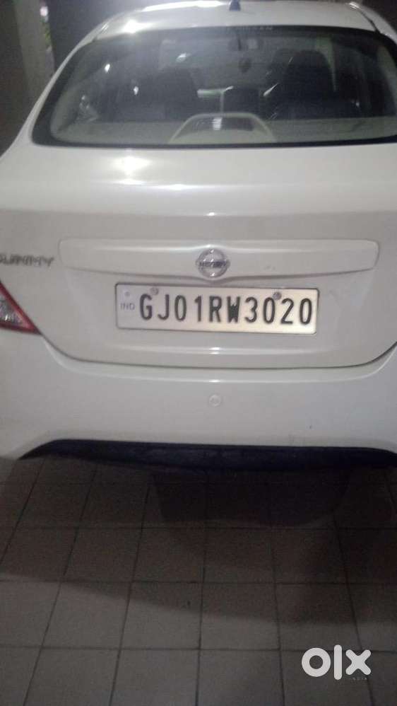 Nissan Sunny 2017 Petrol 75000 Km Driven