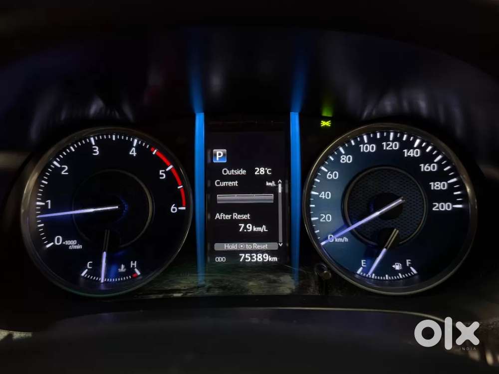 Toyota Fortuner 4x2 At 2.8 Diesel, 2021, Diesel