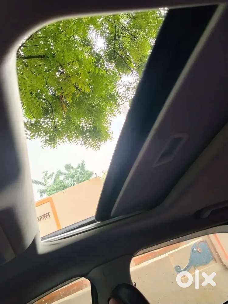 Tata Nexon Creative Plus With Sunroof 2024